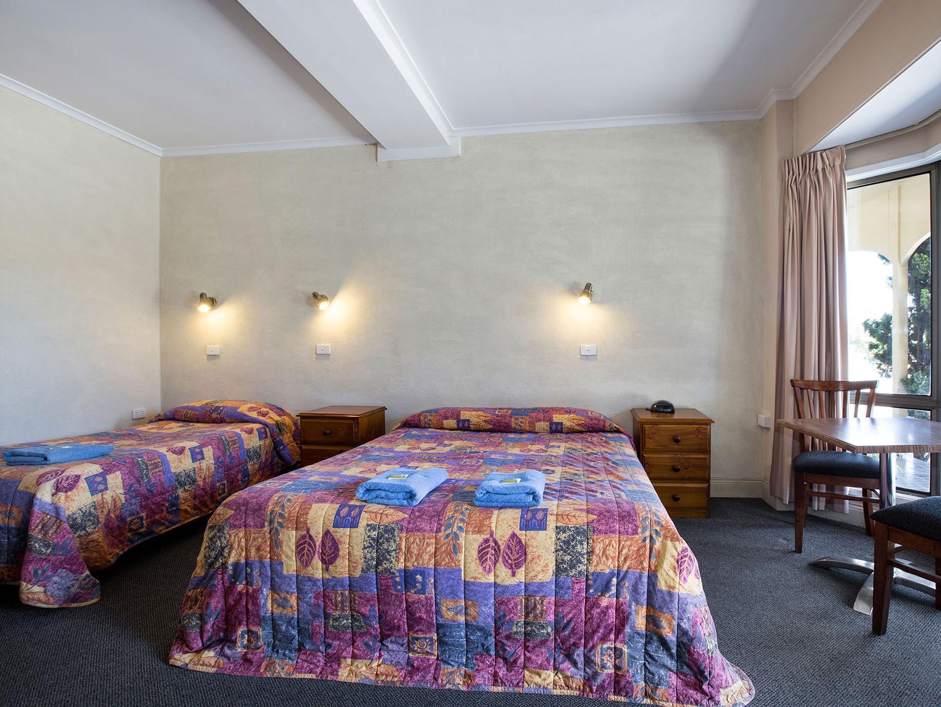 Boomerang Hotel Lavington Esterno foto